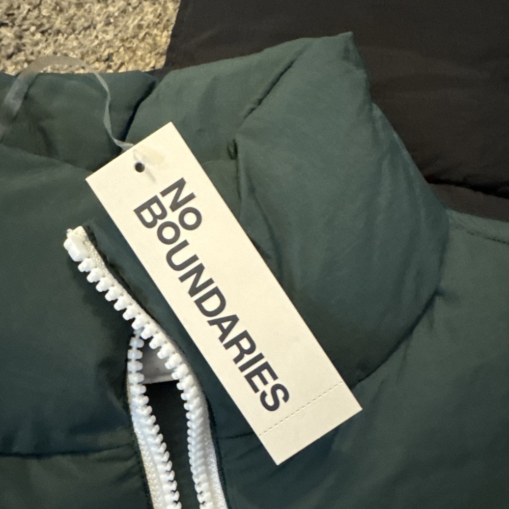 2 No Boundaries Juniors Puffer Vests Black & Green Size S-M - Picture 7 of 12